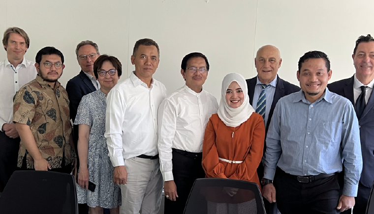 Signature sur le campus de CY Tech d'un accord entre le Labschool CIBUBUR de Djakarta, l’Institut Français en Indonésie et le Réseau n+i