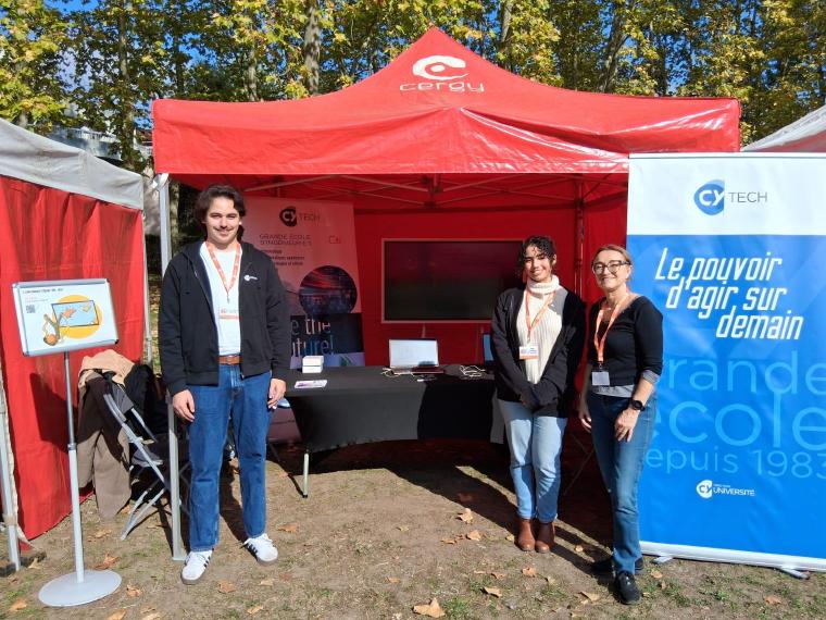 CY Tech Graduate School à la Fête de la Science 2025 : immersion réussie dans la recherche et l’innovation